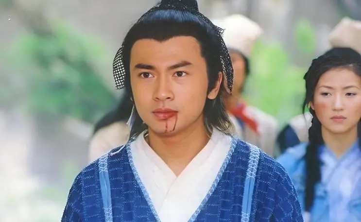 张无忌打的过波斯三使吗_张无忌打败波斯三使_