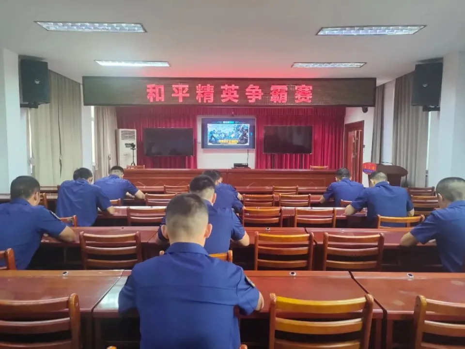 五一期间福建森林消防大队搞啥活动？水枪换指尖超燃！？
