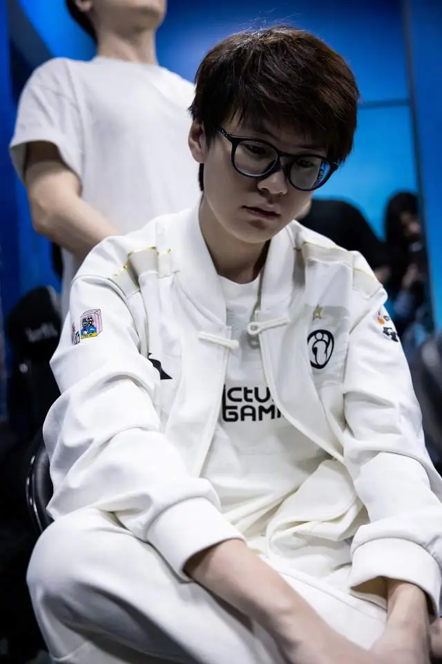 穷人翻身机会越来越小_lol连胜后连败_