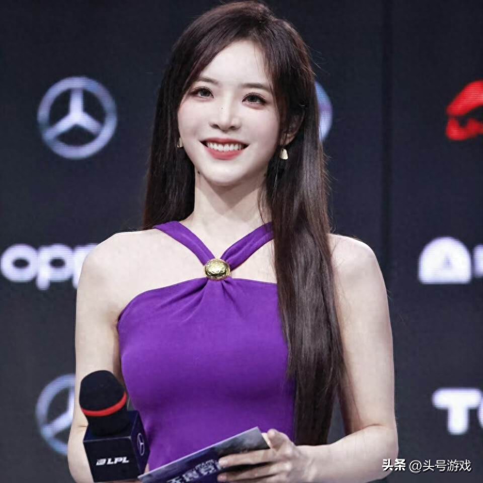 电竞圈太卷！LPL美女主持余霜竟达成人生新成就？快来看