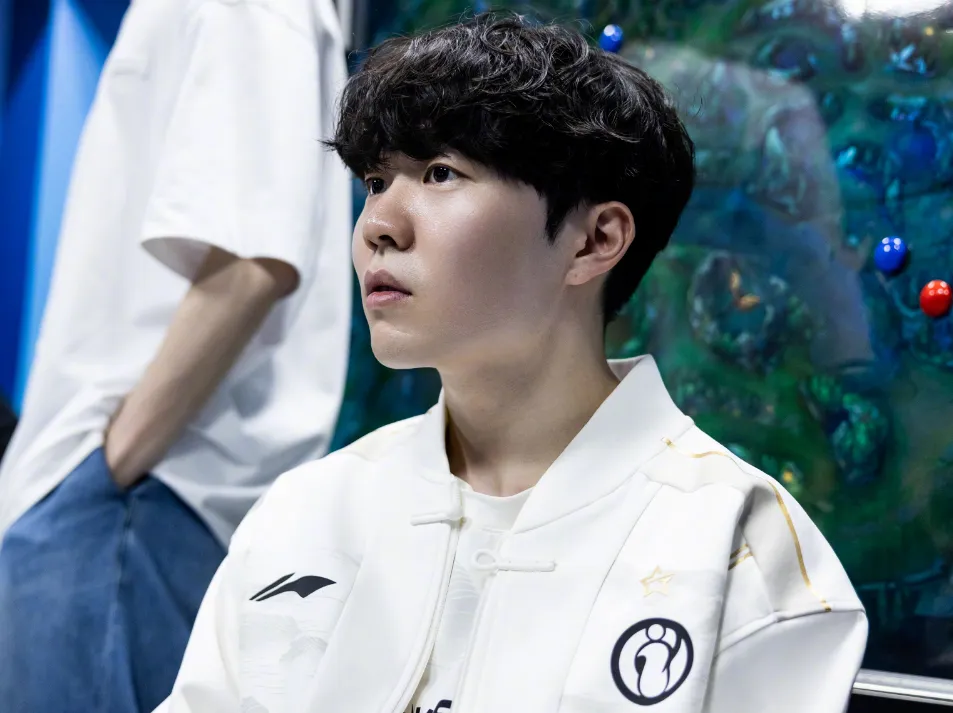 LPL 赛场惊现神预判！IG 胜利背后的报点风波究竟咋回事？