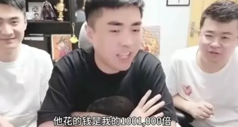 旭旭宝宝工资曝光__旭旭宝宝黑一阿旭事件