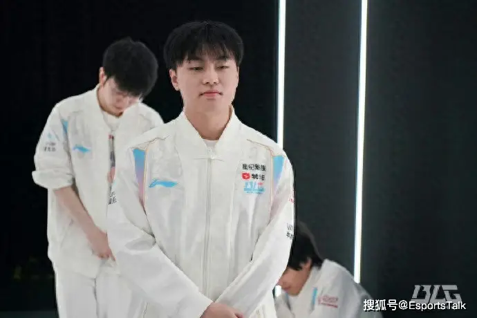 LPL第二赛段登峰组：BLG四连胜！此前不佳真因wei？