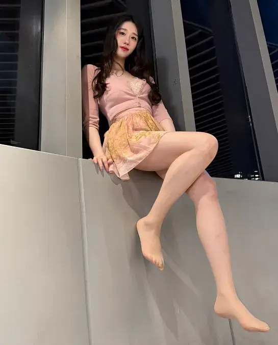 _女主播兔兔是谁_主播兔子轩