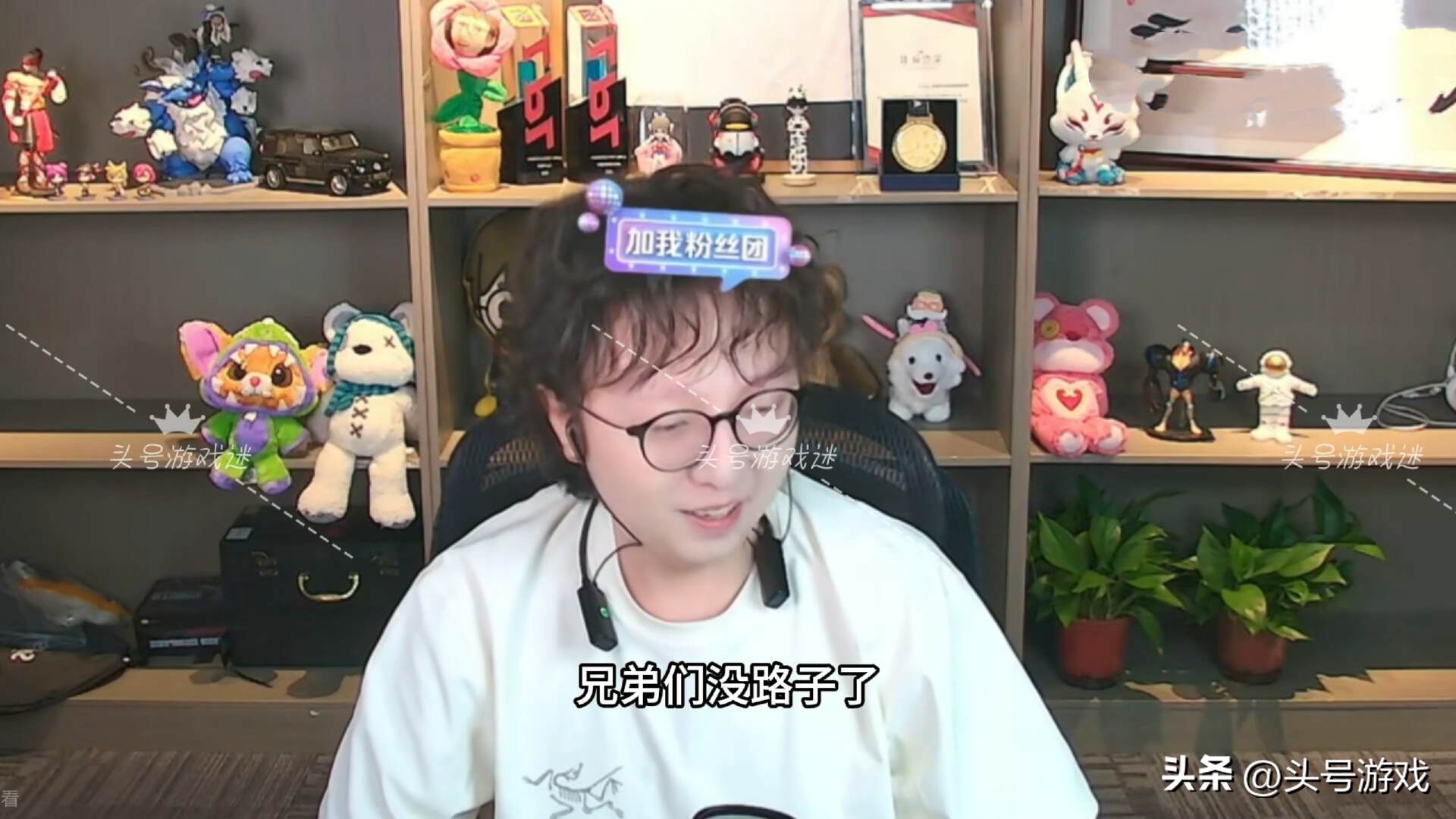 MLXG新平台首秀，对比之前反差很大，称被搞了只能直播赚生活费了__MLXG新平台首秀，对比之前反差很大，称被搞了只能直播赚生活费了