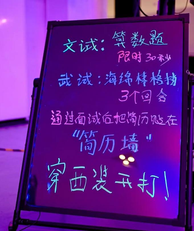 _仰卧起坐微视频_仰卧坐起动作视频
