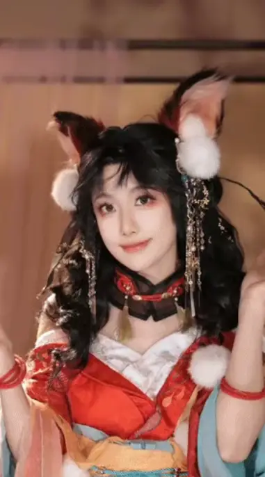 这游戏连张柏芝都上瘾！李艺彤为其仿妆竟一夜屠榜？__这游戏连张柏芝都上瘾！李艺彤为其仿妆竟一夜屠榜？