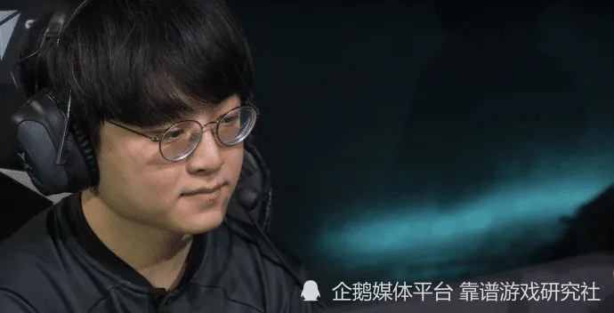 _lol官方男解说记得_lol官方解说2017