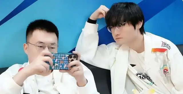 LPL 第二赛段风起云涌！WBG 四连败，小虎能担起重任吗？