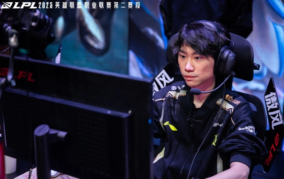 细思极恐的遭遇知乎__相逢只恐回避难是什么意思