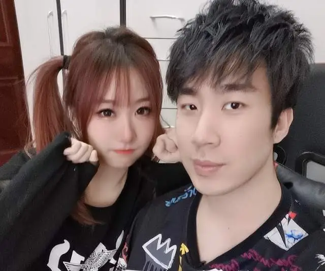 区区100万罢了，LOL圈子里小明剑魔还不算最惨的__区区100万罢了，LOL圈子里小明剑魔还不算最惨的