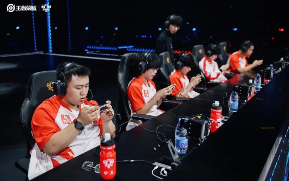什么叫王朝球队_王朝球队的定义_