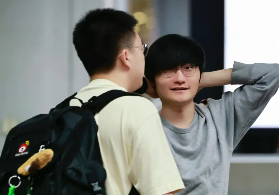 打破质疑的例子_有打破质疑选手众人矛盾笑话吗_
