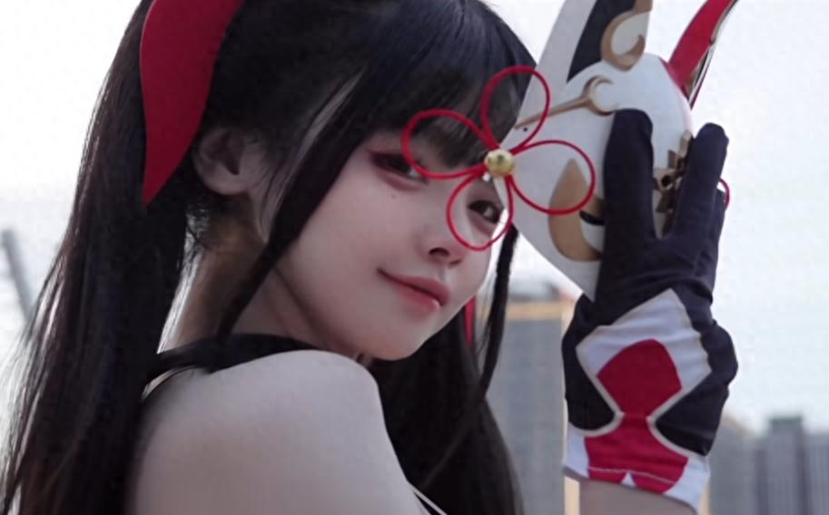 身高碾压冰箱？巨型萝莉究竟是如何在Cos圈掀起轰动的