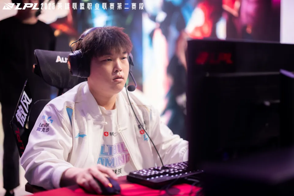LPL第二赛段关键战！JDG能终结BLG 6连胜？悬念拉满