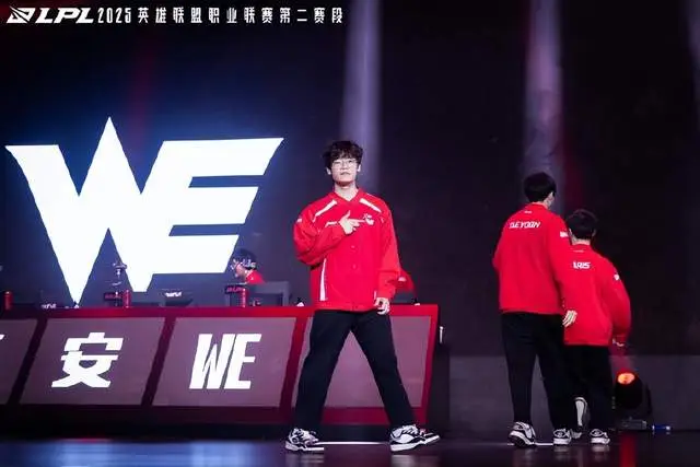 比赛黑马_冲出黑马_