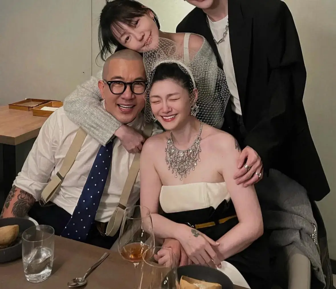 汪小菲结婚，S妈大呼不公，法律盲区导致无法见儿子_汪小菲结婚，S妈大呼不公，法律盲区导致无法见儿子_