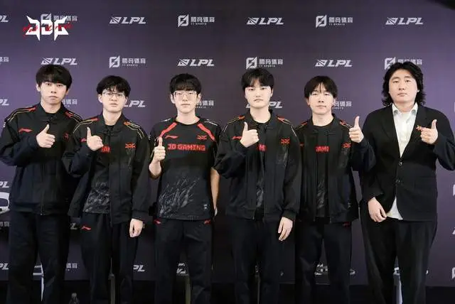 BLG神操作重回顶级强队，迎战TES万众瞩目，左手直面昔日队友！__BLG神操作重回顶级强队，迎战TES万众瞩目，左手直面昔日队友！