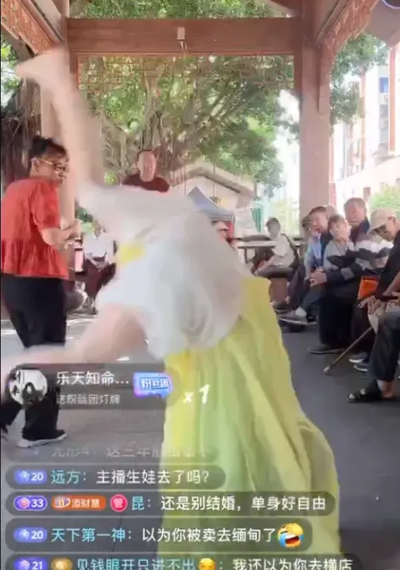 大爷看跳舞__网红大爷跳舞视频