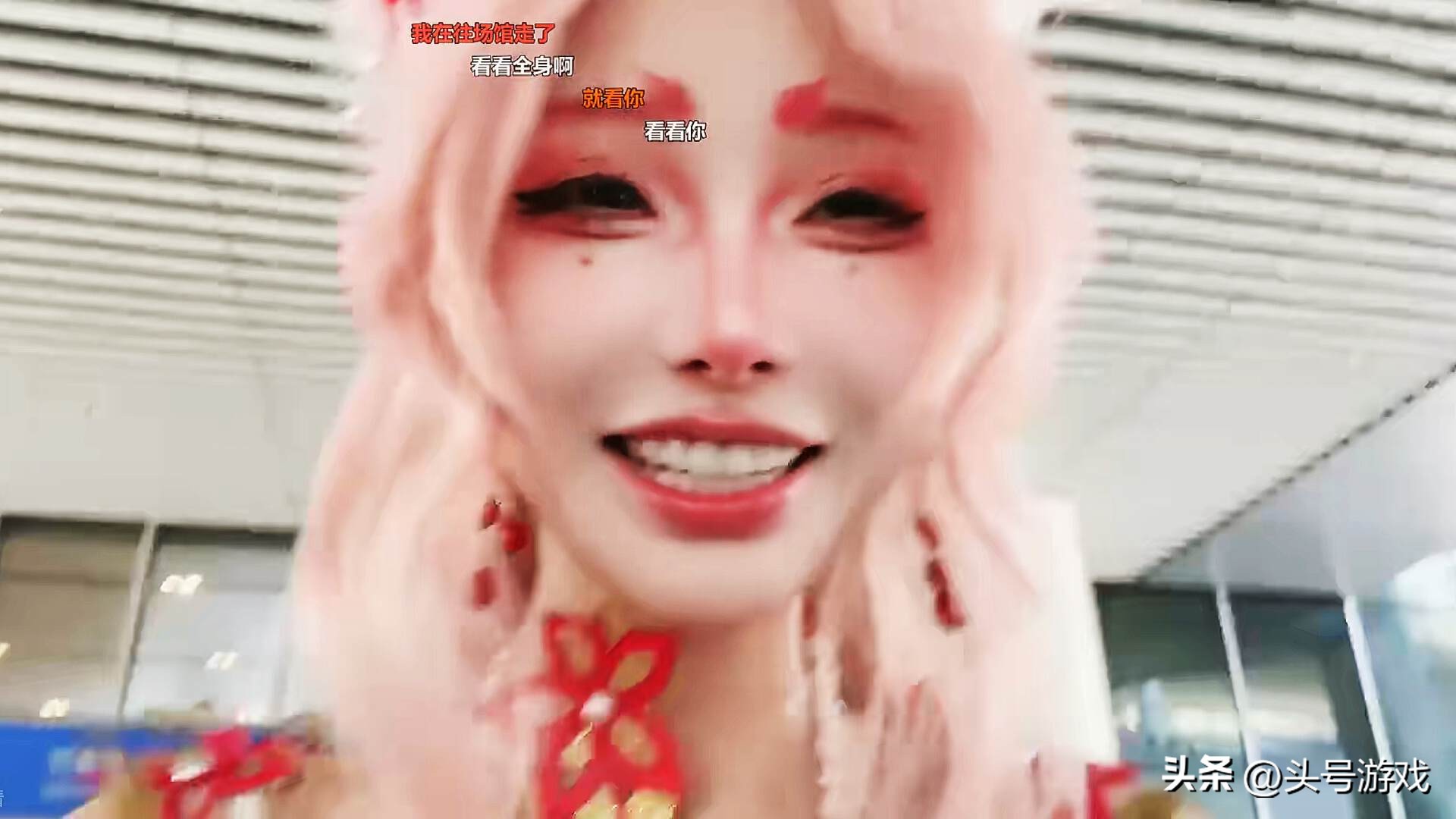 直播间的老头_直播很火的一个老头_