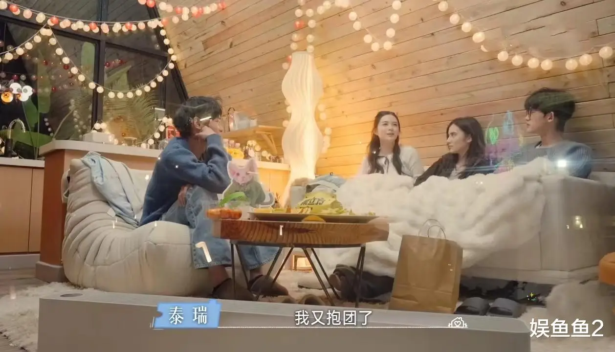 胖哥胖妹情侣头像__胖妹的爱情小说