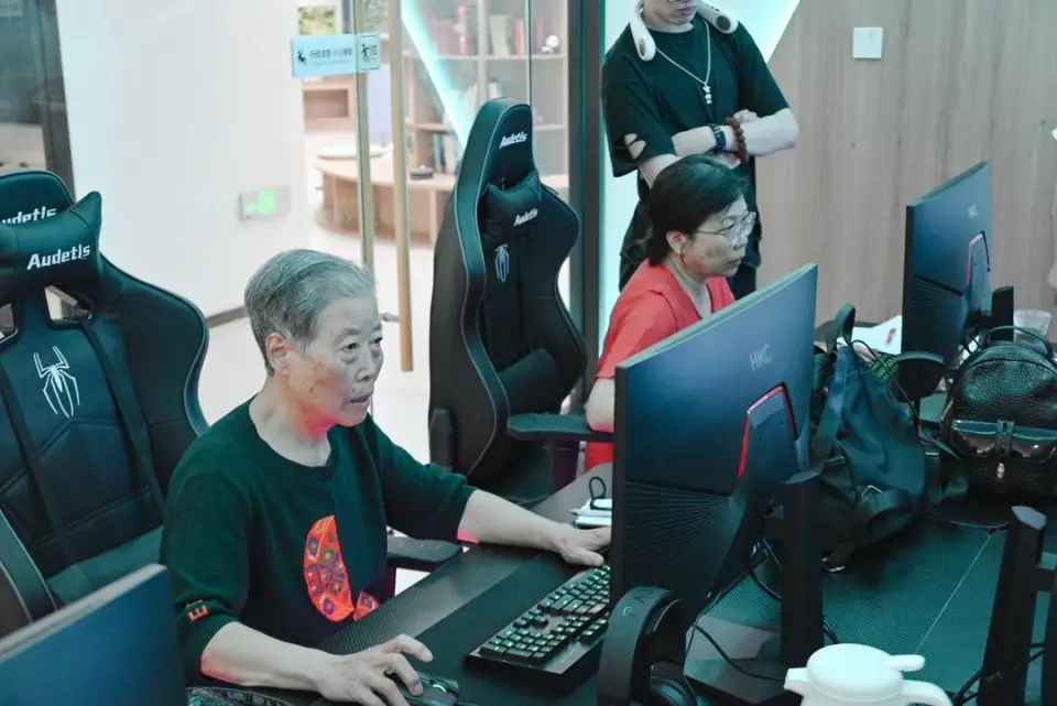 _成都电竞战队_成都电竞队伍