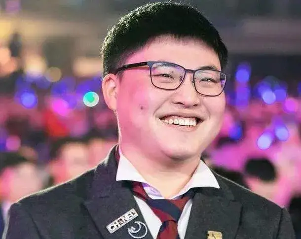 Uzi入选名人堂引热议！国内外看法为何大不同？