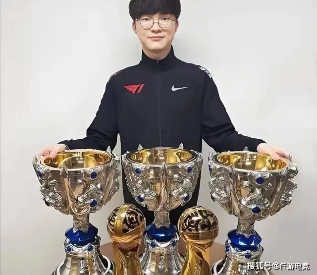 体育圈大佬揭秘！LOL名人堂选人规则引深思，TheShy有望入驻？