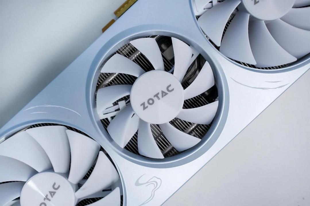 _索泰gtx650网吧版评测_索泰gtx970霹雳版评测