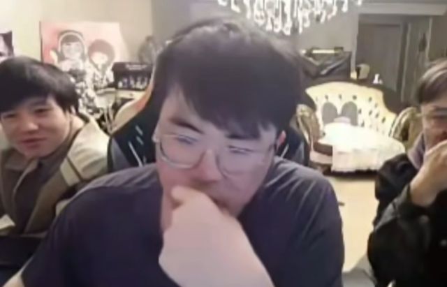 LPL淘汰赛前夕！姿态深夜练车受伤，这是咋回事？