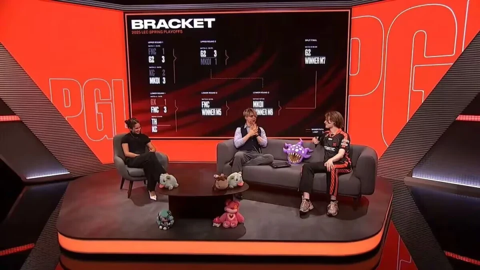 LCK大王18-0全胜收官！FNC下路称赞Uzi：历史最伟大AD之一_LCK大王18-0全胜收官！FNC下路称赞Uzi：历史最伟大AD之一_