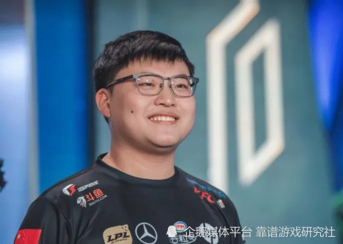 Uzi名人堂VN皮肤凭啥这么火？精致细节竟藏特殊含义