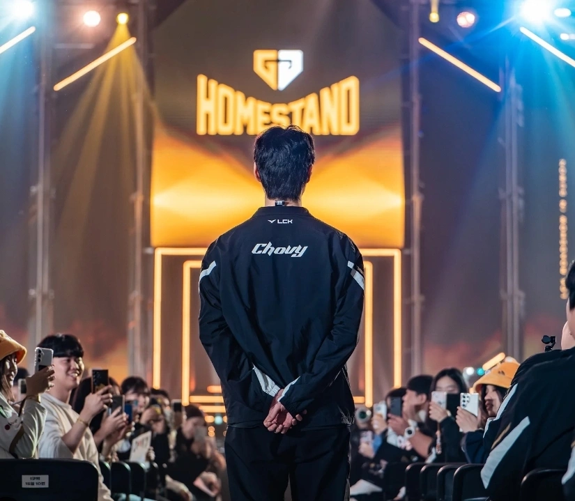 GEN全胜结束常规赛！Chovy封神！有望复刻22年T1的壮举！__GEN全胜结束常规赛！Chovy封神！有望复刻22年T1的壮举！