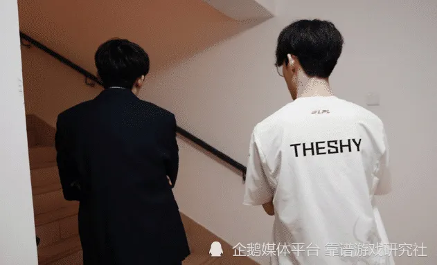 战队招募广告词_战队招募文案朋友你想_