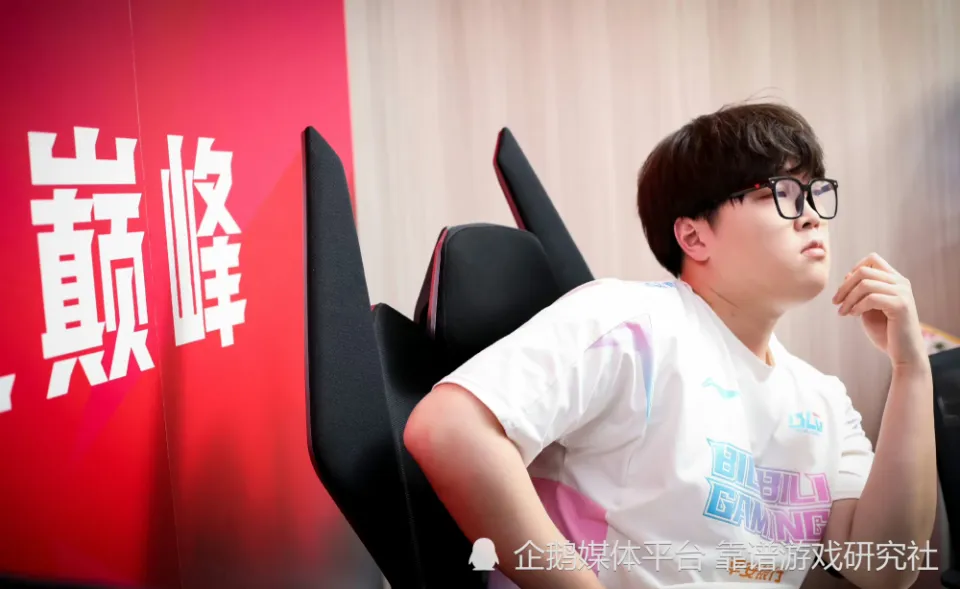 LOL：BLG战队将TES打回原形，Bin赛后发文诛心，王朝回归了__LOL：BLG战队将TES打回原形，Bin赛后发文诛心，王朝回归了