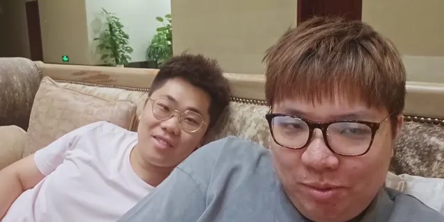姿态复播时间推迟，做完手术痛到无法直播，圈内好友透露近况！__姿态复播时间推迟，做完手术痛到无法直播，圈内好友透露近况！