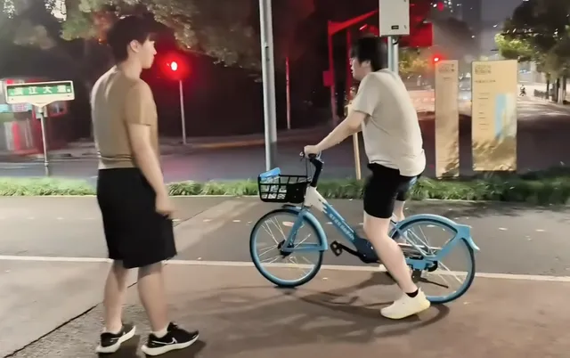 _姿态复播时间推迟，做完手术痛到无法直播，圈内好友透露近况！_姿态复播时间推迟，做完手术痛到无法直播，圈内好友透露近况！