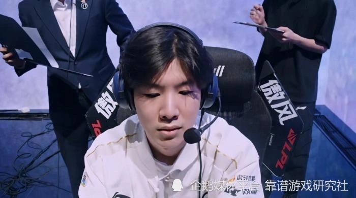LOL：IG险胜FPX晋级六强，Theshy剑魔再立奇功，扛着队伍前进__LOL：IG险胜FPX晋级六强，Theshy剑魔再立奇功，扛着队伍前进