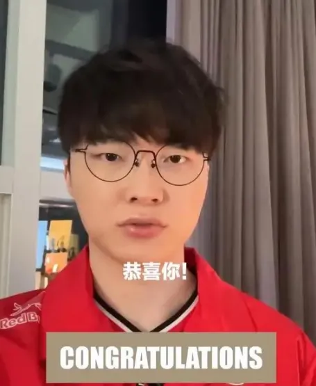 _faker之后，又一位顶级选手发视频祝贺Uzi入选名人堂，黑粉还有话说？_faker之后，又一位顶级选手发视频祝贺Uzi入选名人堂，黑粉还有话说？