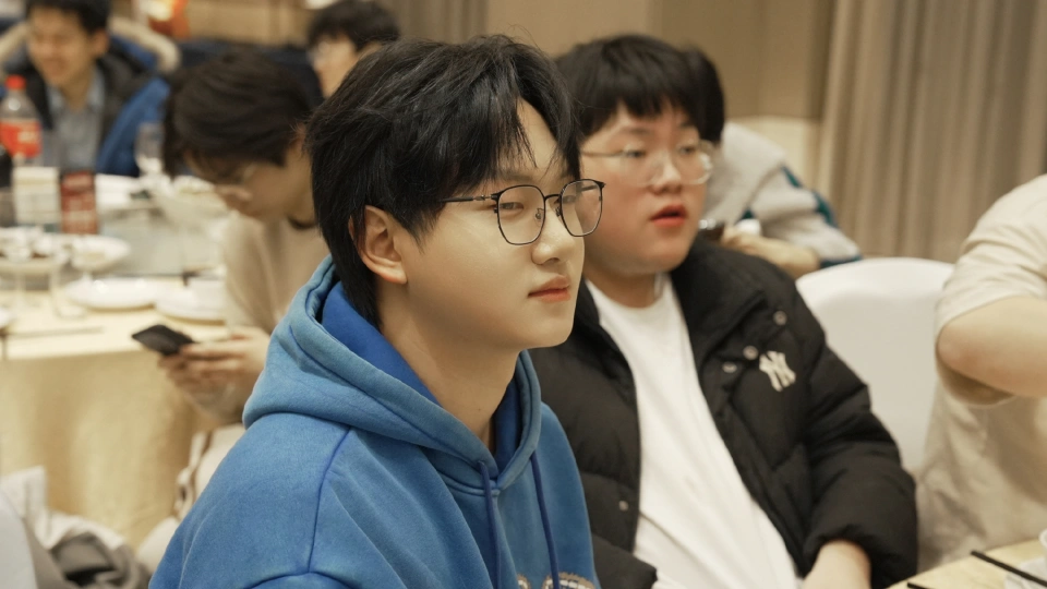 姚明回应刘伟转会_lpl所有选手以及转会情况_