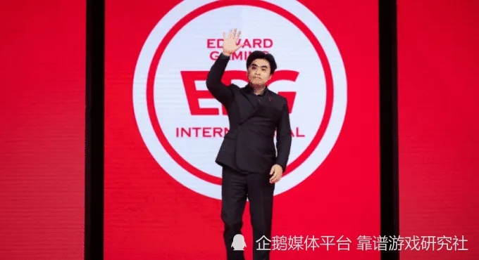 JDG 输给 WE 成赛区大笑话！教练生死局拿猫咪是不想赢？