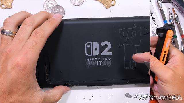 电动后视镜能不能硬掰_做梦见大火烧起来自己拼命逃_
