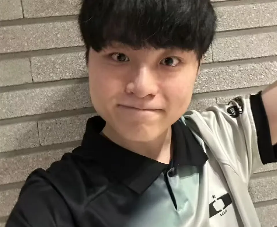DK从LPL头号亲儿子到被KT零封，这巨大反差究竟为何？