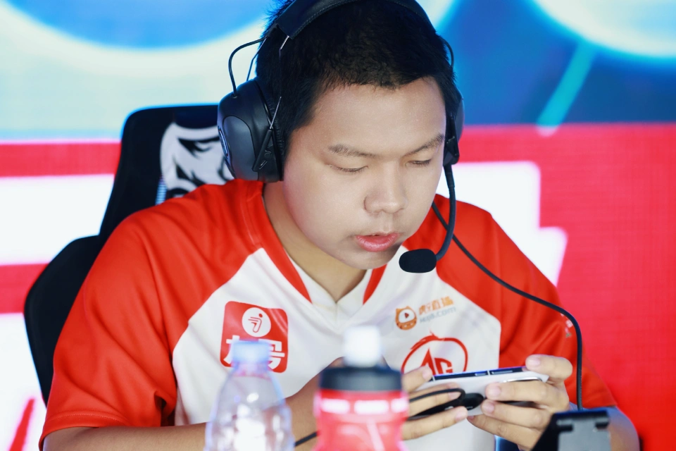 AG经理亲自辟谣，大帅称猫神只打一场，轮换并非坏事_AG经理亲自辟谣，大帅称猫神只打一场，轮换并非坏事_
