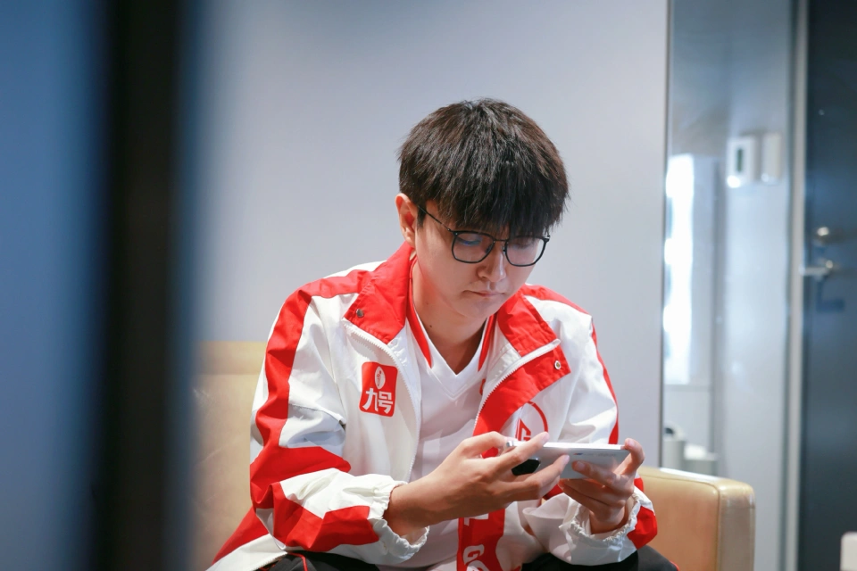 AG经理亲自辟谣，大帅称猫神只打一场，轮换并非坏事__AG经理亲自辟谣，大帅称猫神只打一场，轮换并非坏事