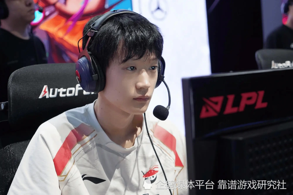 _中单对决_中单对线技巧