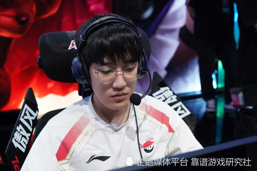 LOL：Bin哥的闹剧刚刚开始，赛后放话IG和WE战队，不管打谁都能赢_LOL：Bin哥的闹剧刚刚开始，赛后放话IG和WE战队，不管打谁都能赢_