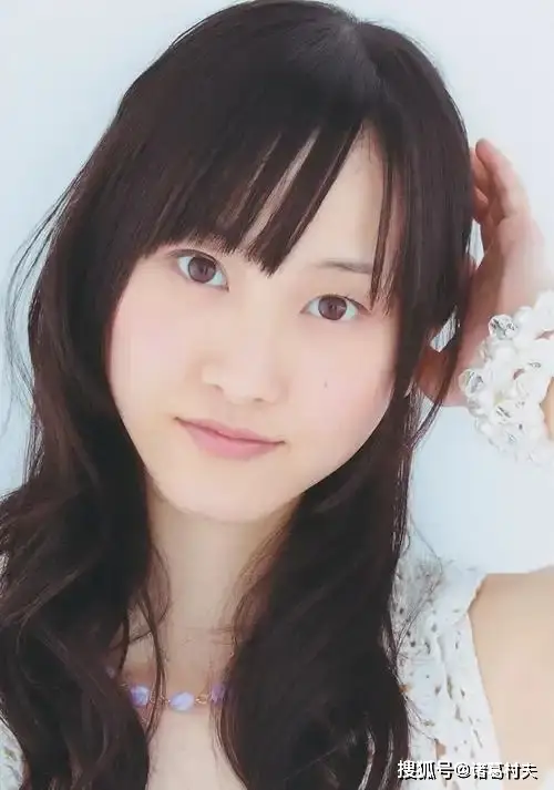 松井玲奈蜕变史！从青涩到成熟，她的厌世美为何如此独特？