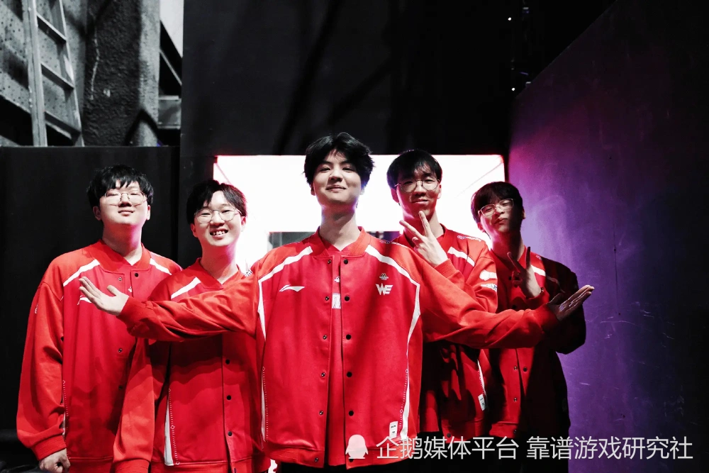 _LOL：青春风暴大战夕阳红，WE对战IG战队争夺败决组名额_LOL：青春风暴大战夕阳红，WE对战IG战队争夺败决组名额