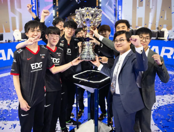_LOL为什么这么多人退游，老玩家回答太扎心，忙着跟生活对线_LOL为什么这么多人退游，老玩家回答太扎心，忙着跟生活对线